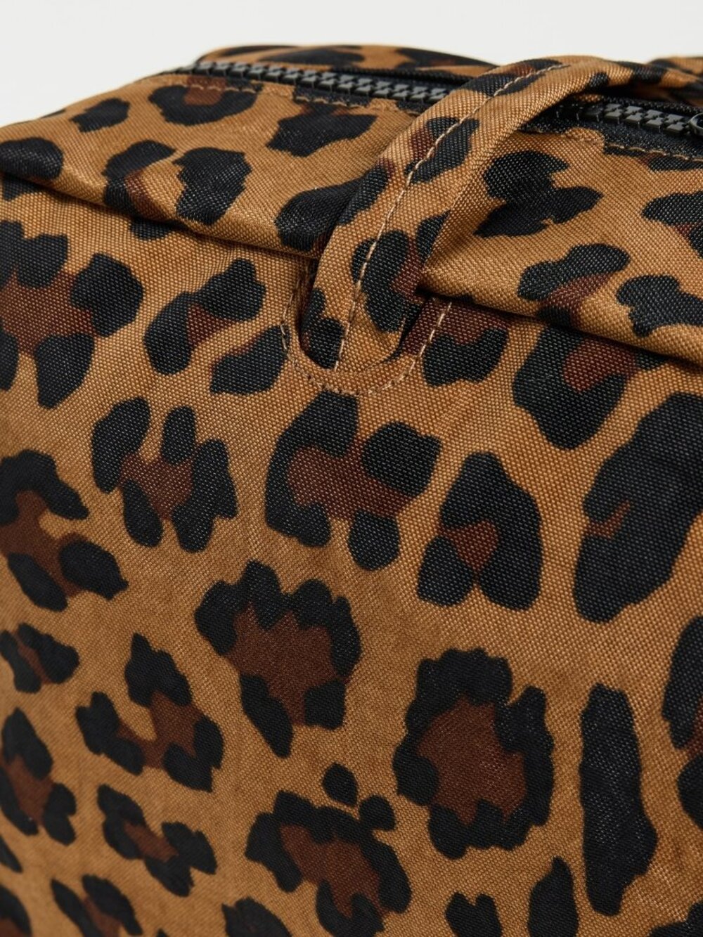 NWT Baggu Regular Nylon Bowler Bag - Leopard - Picture 11 of 12